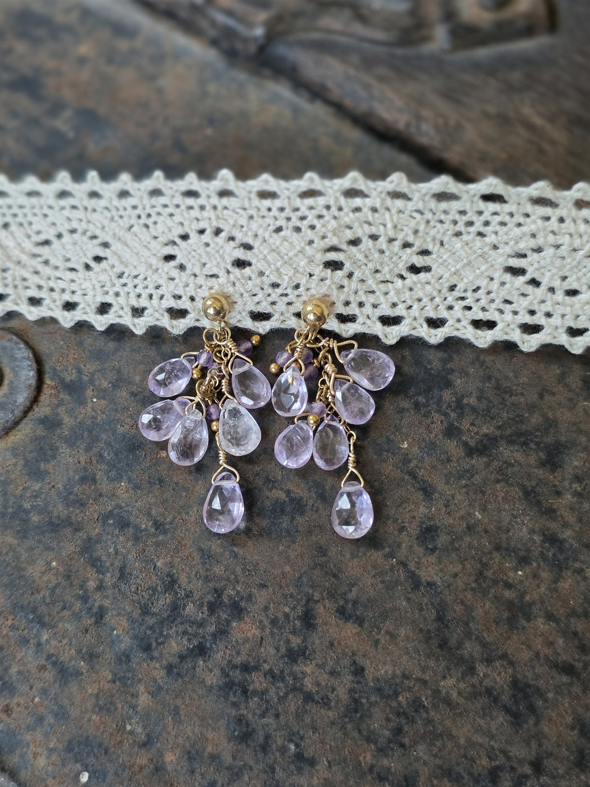 Amethyst cluster earrings, close-up of the lilac drops
